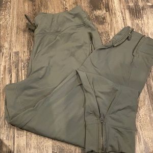 Avia forest green joggers size Large